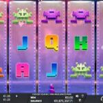 8 Bit Intruders Slots